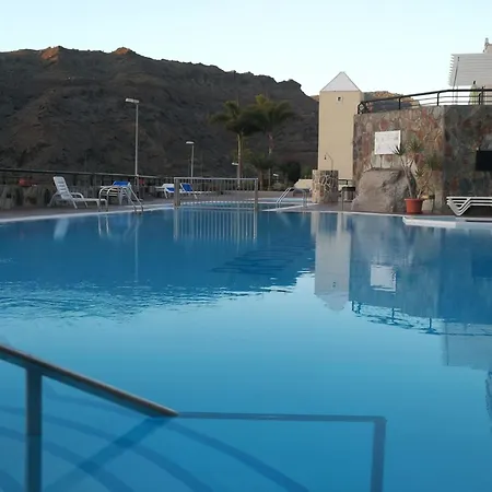 With 3 Bedrooms In El Chaparral, With Wonderful Sea View, Po Apartment *